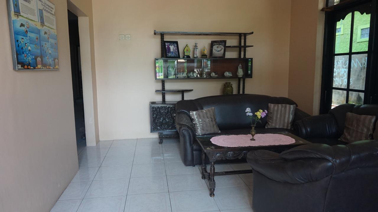 Arriani Homestay Karimunjawa Kültér fotó